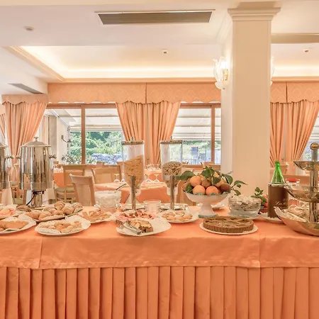 La Pergoletta 3* SantʼAgata sui Due Golfi