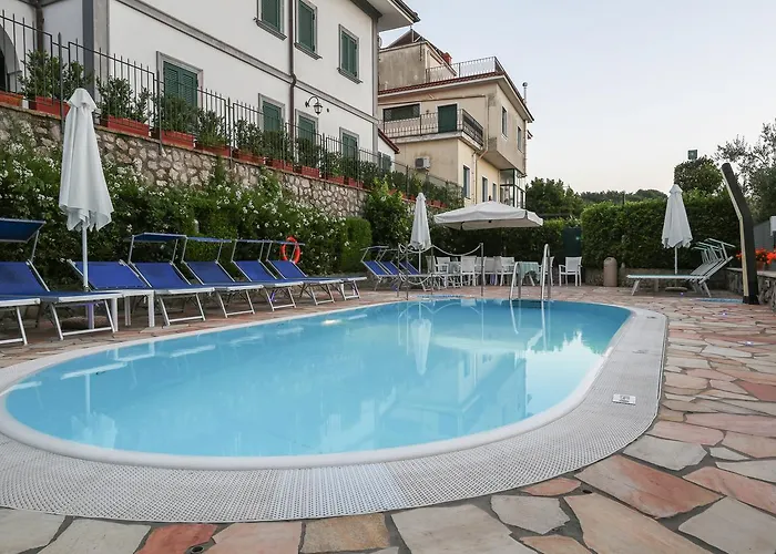 Hotel La Pergoletta 3*